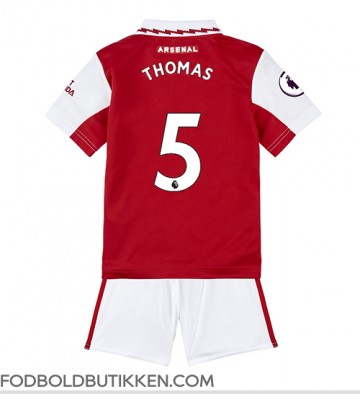 Arsenal Thomas Partey #5 Hjemmebanetrøje Børn 2022-23 Kortærmet (+ Korte bukser)